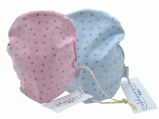 Baby-Mütze/ Beanie, rosa Dreiecke, Größe 50